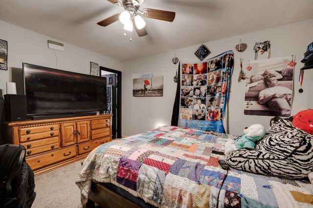 8 Davis Hill Rd, Conway, AR 72032