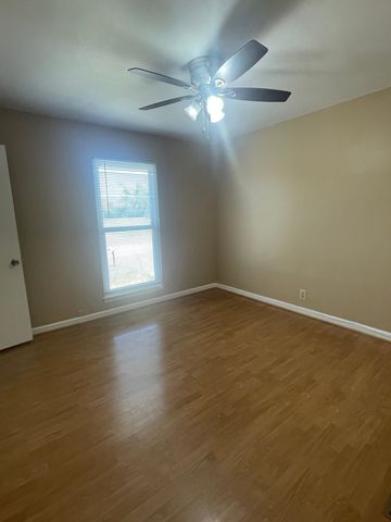 438 Roger Williams Ave, Nashville, TN 37207