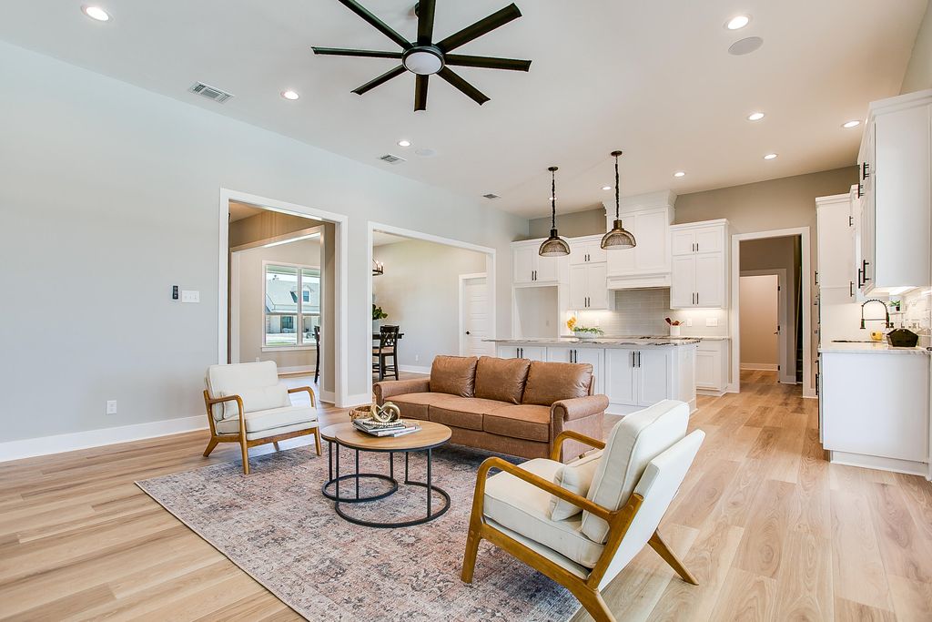 Image 12 of property listing at 203 Calypso Lane, San Angelo, TX 76905