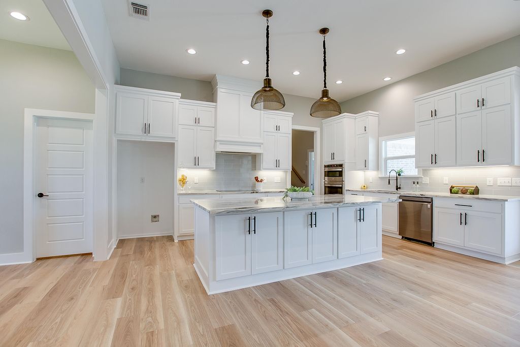 Image 14 of property listing at 203 Calypso Lane, San Angelo, TX 76905