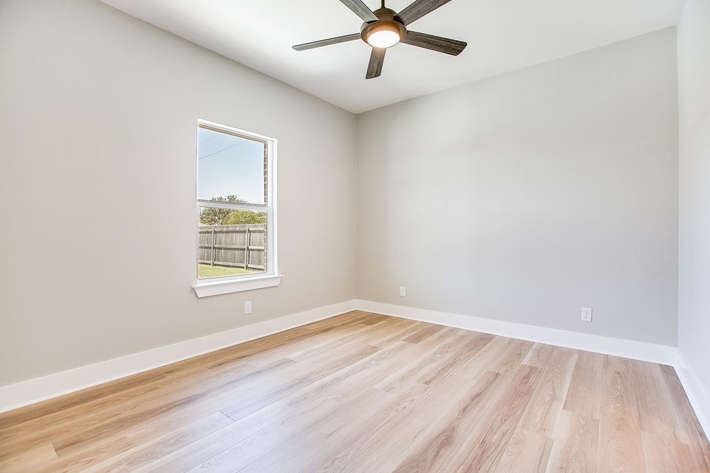 Image 38 of property listing at 203 Calypso Lane, San Angelo, TX 76905
