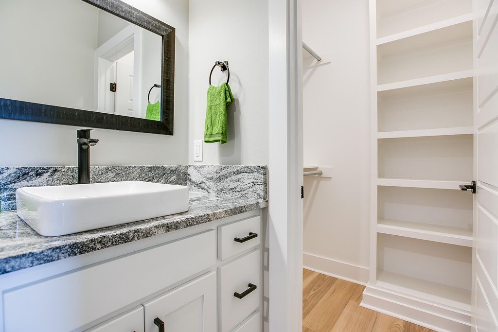 Image 40 of property listing at 203 Calypso Lane, San Angelo, TX 76905