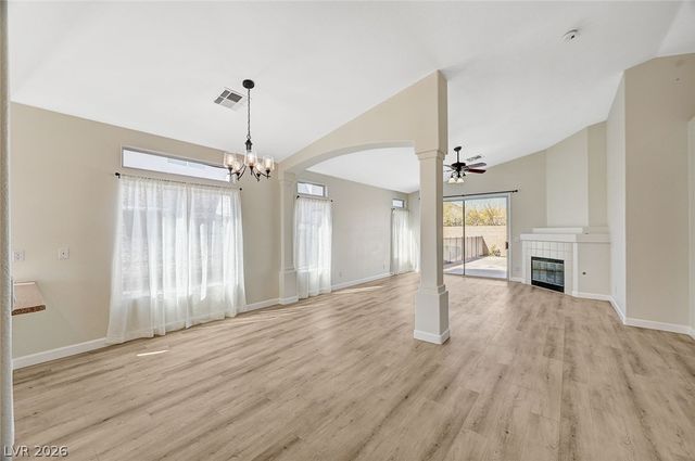 4327 Holleys Hill Street, Las Vegas, NV 89129