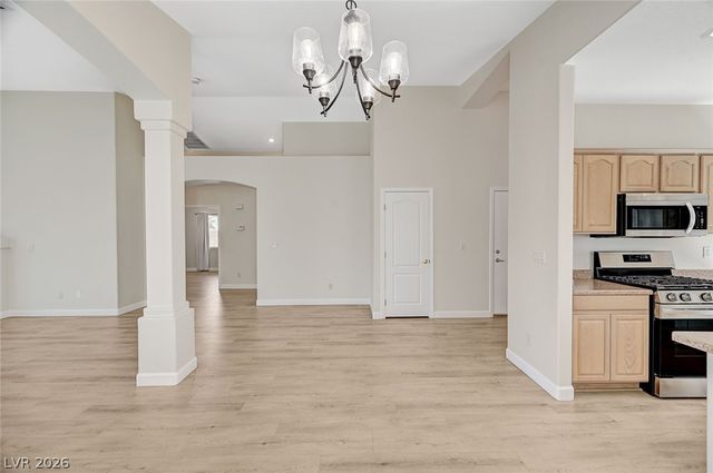 4327 Holleys Hill Street, Las Vegas, NV 89129