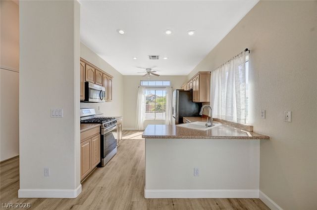 4327 Holleys Hill Street, Las Vegas, NV 89129