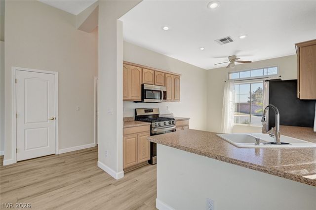 4327 Holleys Hill Street, Las Vegas, NV 89129