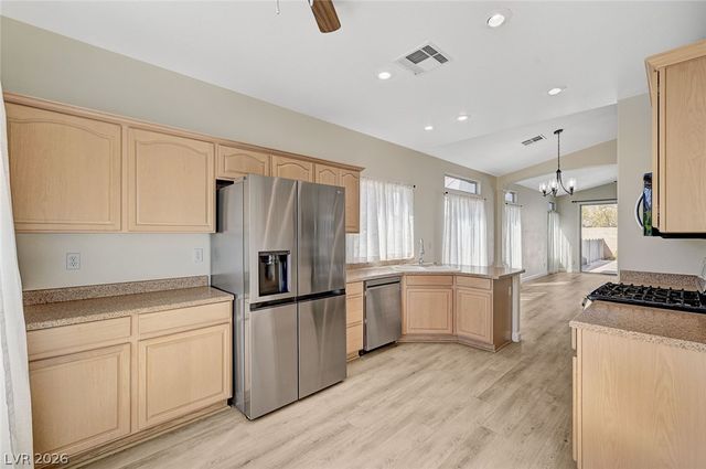 4327 Holleys Hill Street, Las Vegas, NV 89129