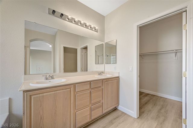 4327 Holleys Hill Street, Las Vegas, NV 89129