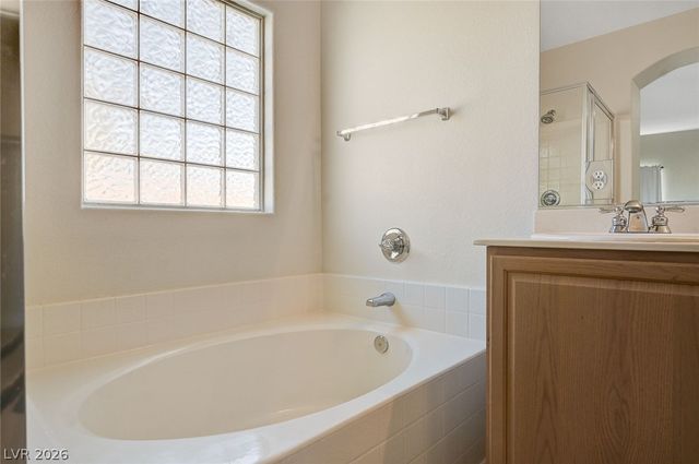 4327 Holleys Hill Street, Las Vegas, NV 89129