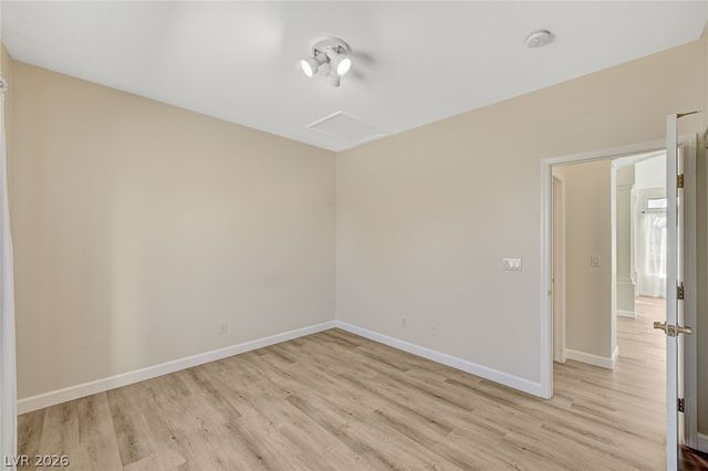 4327 Holleys Hill Street, Las Vegas, NV 89129