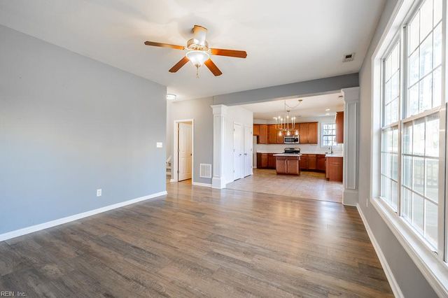 2404 Brush Creek LN, Virginia Beach, VA 23454