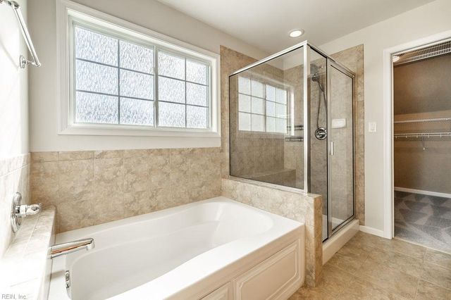 2404 Brush Creek LN, Virginia Beach, VA 23454