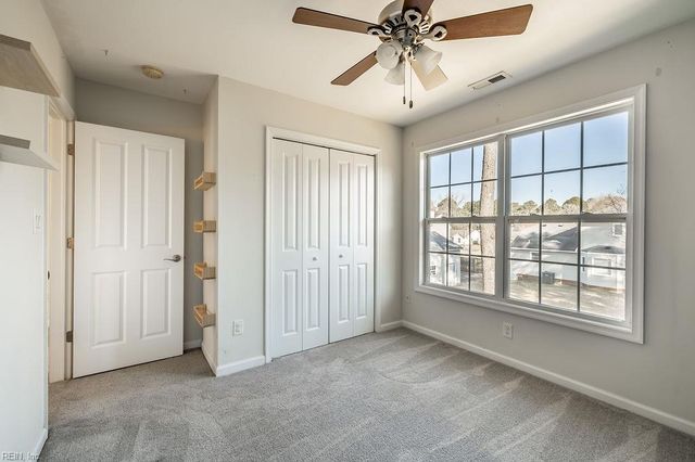 2404 Brush Creek LN, Virginia Beach, VA 23454