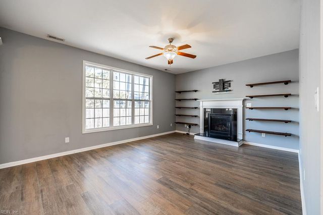 2404 Brush Creek LN, Virginia Beach, VA 23454