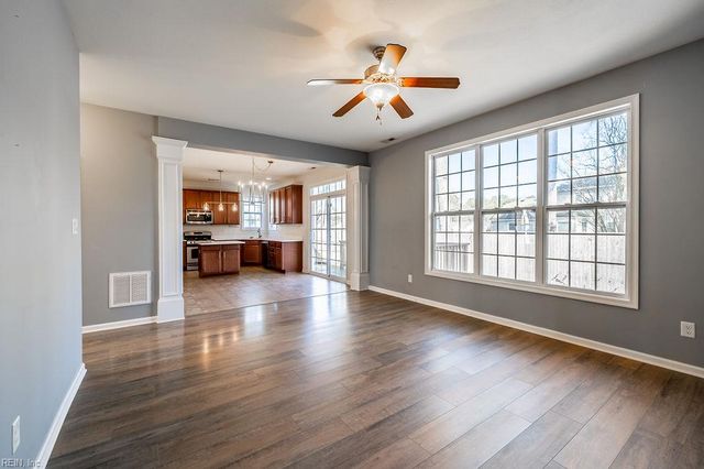 2404 Brush Creek LN, Virginia Beach, VA 23454