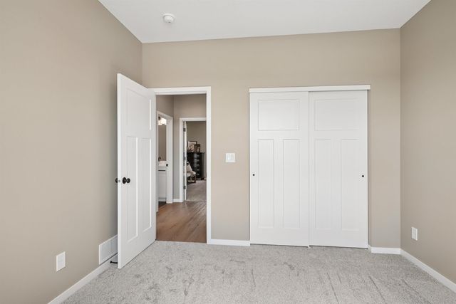 134 Sunbird Court, Waterloo, IA 50701