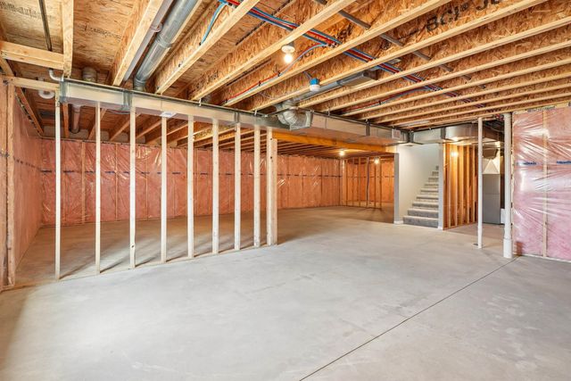 134 Sunbird Court, Waterloo, IA 50701