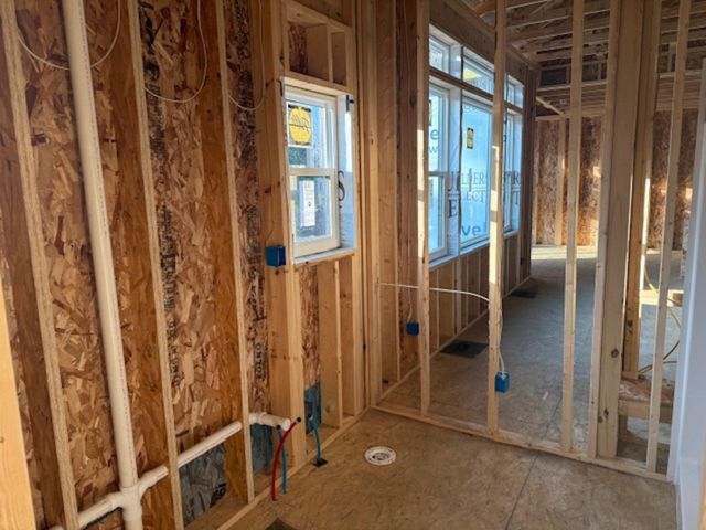 134 Sunbird Court, Waterloo, IA 50701