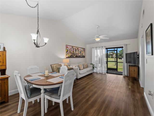 929 CAPRI ISLES BOULEVARD 27, Venice, FL 34292