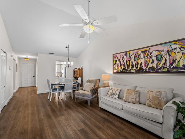 929 CAPRI ISLES BOULEVARD 27, Venice, FL 34292