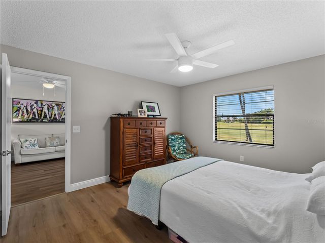 929 CAPRI ISLES BOULEVARD 27, Venice, FL 34292