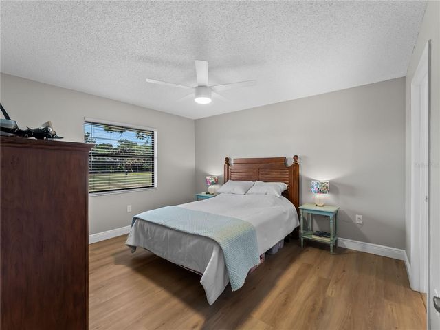 929 CAPRI ISLES BOULEVARD 27, Venice, FL 34292