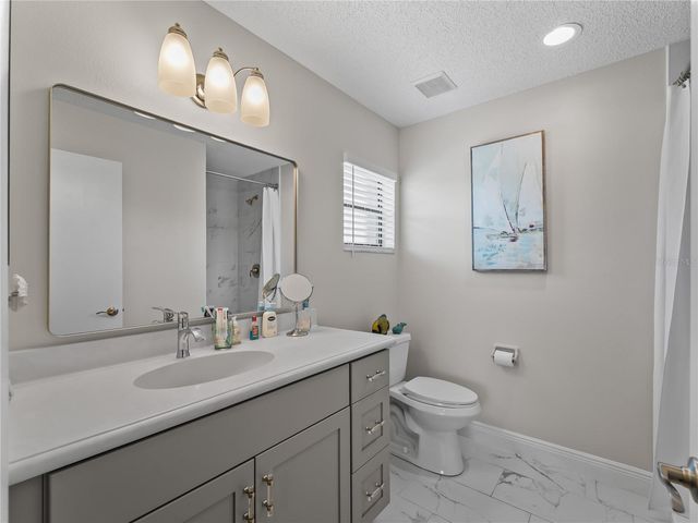 929 CAPRI ISLES BOULEVARD 27, Venice, FL 34292