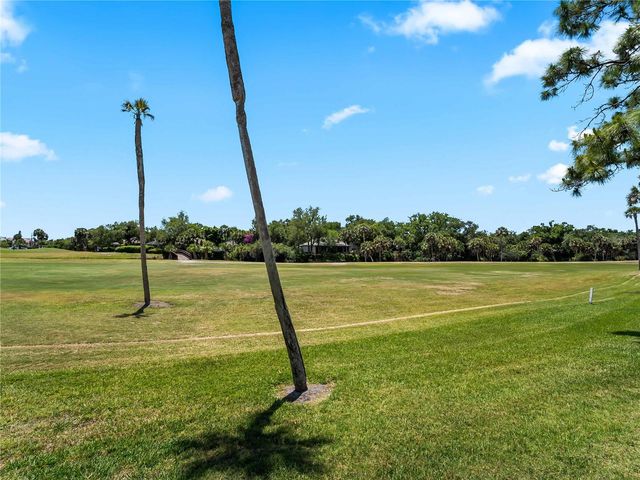 929 CAPRI ISLES BOULEVARD 27, Venice, FL 34292