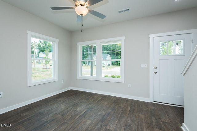 1016 Pinnix Loop, Burlington, NC 27217