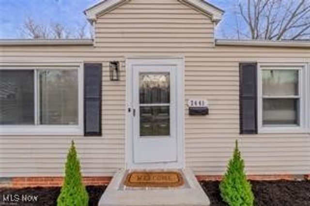 2441 Malden Road, Cleveland, OH 44121