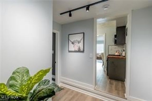 2441 Malden Road, Cleveland, OH 44121