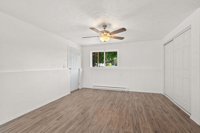 20710 E Gilbert Ave, Otis Orchards, WA 99027