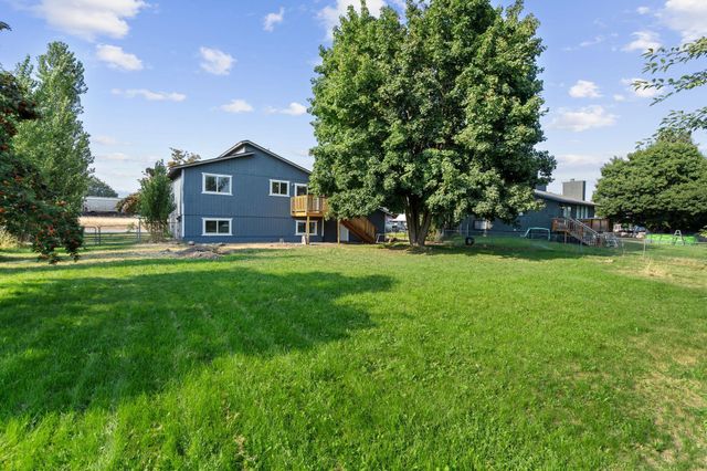 20710 E Gilbert Ave, Otis Orchards, WA 99027