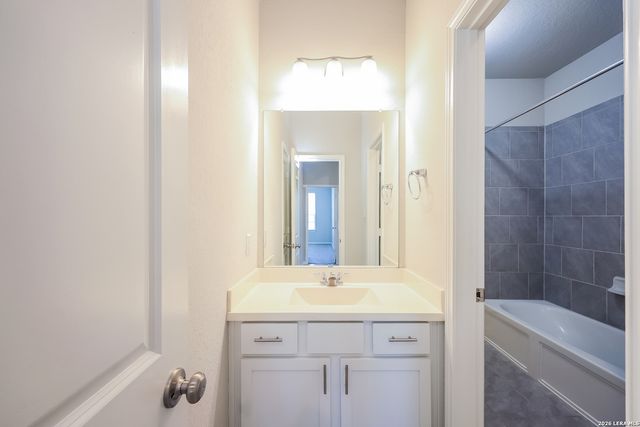 2211 Derussy, San Antonio, TX 78253