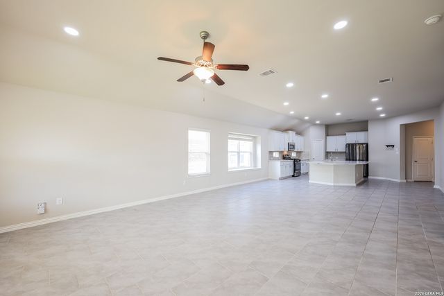 2211 Derussy, San Antonio, TX 78253