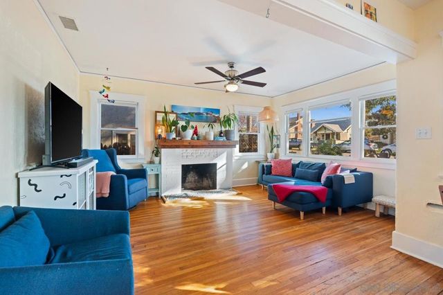 1042 Lincoln Ave, San Diego, CA 92103