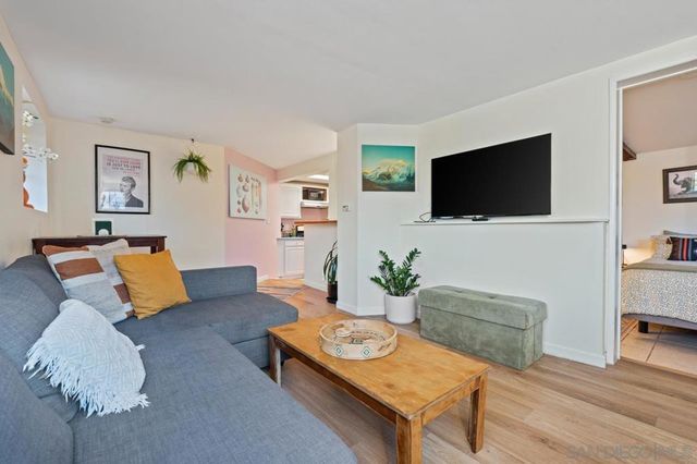 1042 Lincoln Ave, San Diego, CA 92103