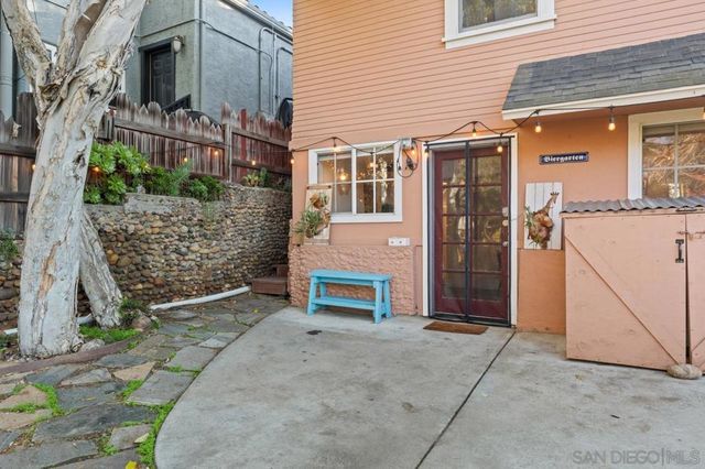 1042 Lincoln Ave, San Diego, CA 92103