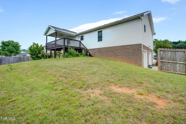 2020 Cody Cove, Bluff City, TN 37618