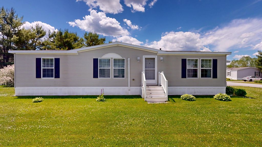 3 Fox Run Drive, Lewiston, ME 04240 — photo 2