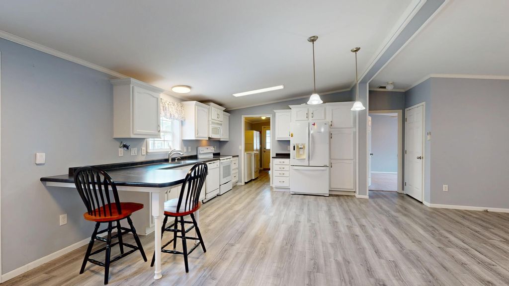 3 Fox Run Drive, Lewiston, ME 04240 — photo 4