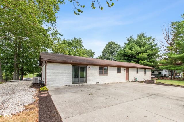 3063 Jay Dee Lane, Greenwood, IN 46143