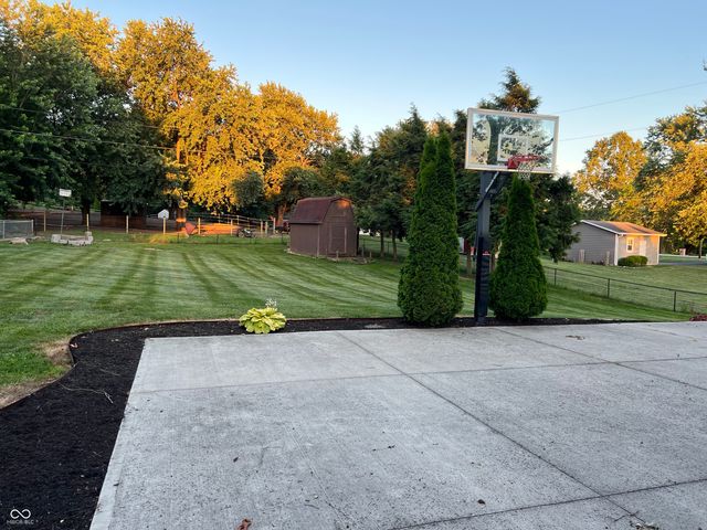 3063 Jay Dee Lane, Greenwood, IN 46143