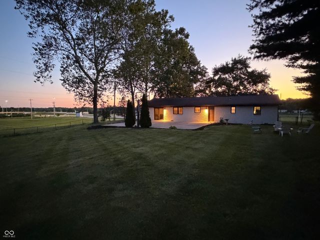 3063 Jay Dee Lane, Greenwood, IN 46143