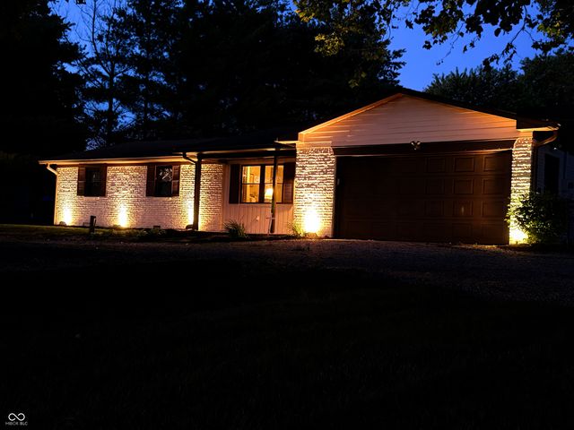 3063 Jay Dee Lane, Greenwood, IN 46143