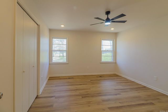 2711 Wood Street, Jonesboro, AR 72401