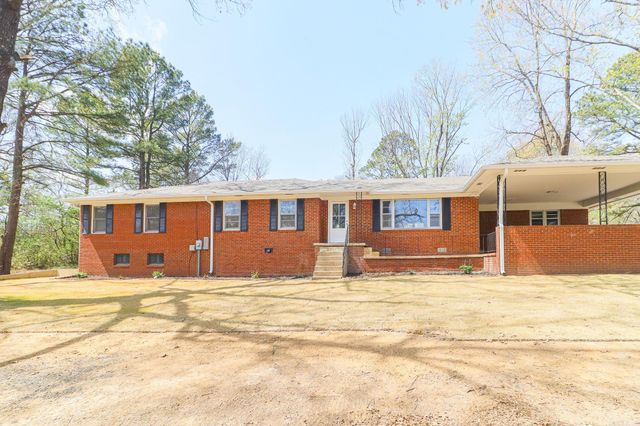 2711 Wood Street, Jonesboro, AR 72401