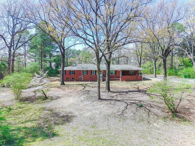 2711 Wood Street, Jonesboro, AR 72401