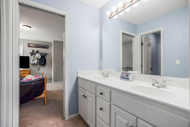 10992 S Barth Road, Olathe, KS 66061