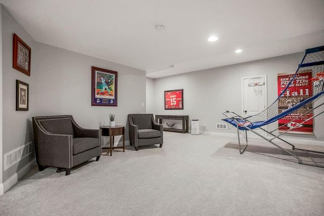 10992 S Barth Road, Olathe, KS 66061